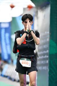 BIB: 5032
                            <button type="button" onclick="openModal(21897551)" class="btn btn-primary btn-sm float-right btn-popup" data-toggle="modal" data-target=".modal-high-quality">
                        <i class="fas fa-shopping-cart"></i> Add to Cart
                    </button>
                                            <button type="button" onclick="isThisMe(21897551, true)" class="btn btn-success btn-sm float-right btn-popup btn-isme hidden" data-toggle="tooltip" data-placement="bottom" title="นี่คือรูปของคุณใช่ไหม คลิกที่นี่เพื่อเอาเข้าอัลบั้ม">
                        <i class="fas fa-plus"></i> Add to album
                    </button>
                    <button type="button" onclick="isThisMe(21897551, false)" class="btn btn-warning btn-sm float-right btn-popup btn-isnotme hidden">
                        <i class="fas fa-ban"></i> Remove from album
                    </button>